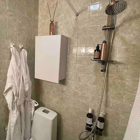 Lux Location, Self Check-in, Ensuite With Full Kitchen * Helsinki