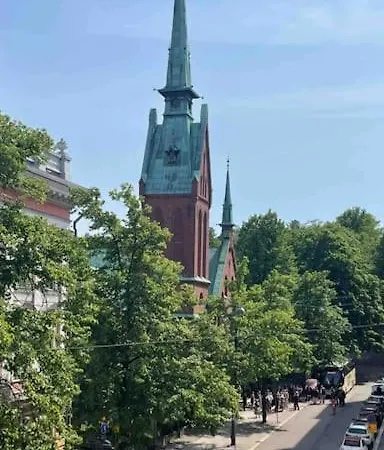 Apartment Lux Location, Self Check-in, Ensuite With Full Kitchen Helsinki